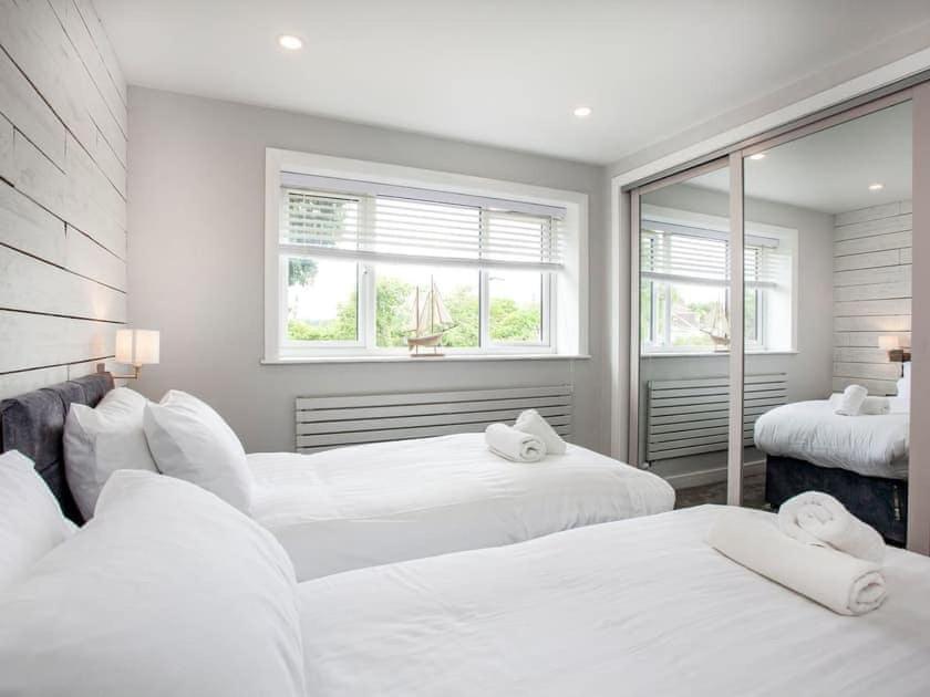 Honeybrook - Cosey Detached Home, Modern, Spacious Torquay Exterior photo