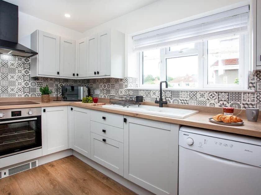 Honeybrook - Cosey Detached Home, Modern, Spacious Torquay Exterior photo